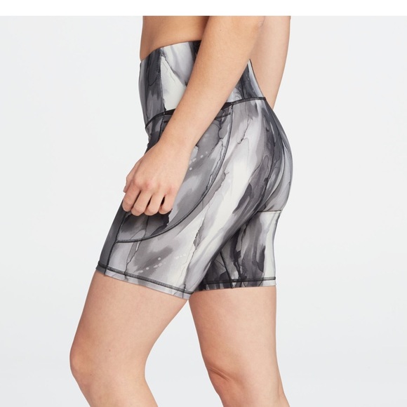 NWT Calia by Carrie Underwood Energize High Rise Bike Short - Picture 3 of 12